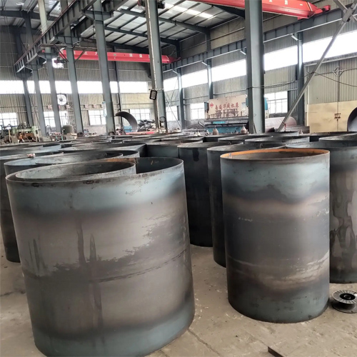 选择迪庆钢护筒的材质时考虑哪些条件？